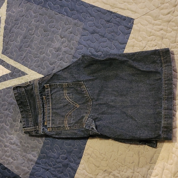 Levi's Cargo Jean Shorts - Picture 1 of 9